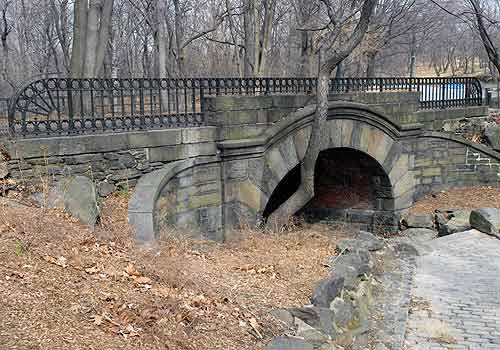 springbanks arch